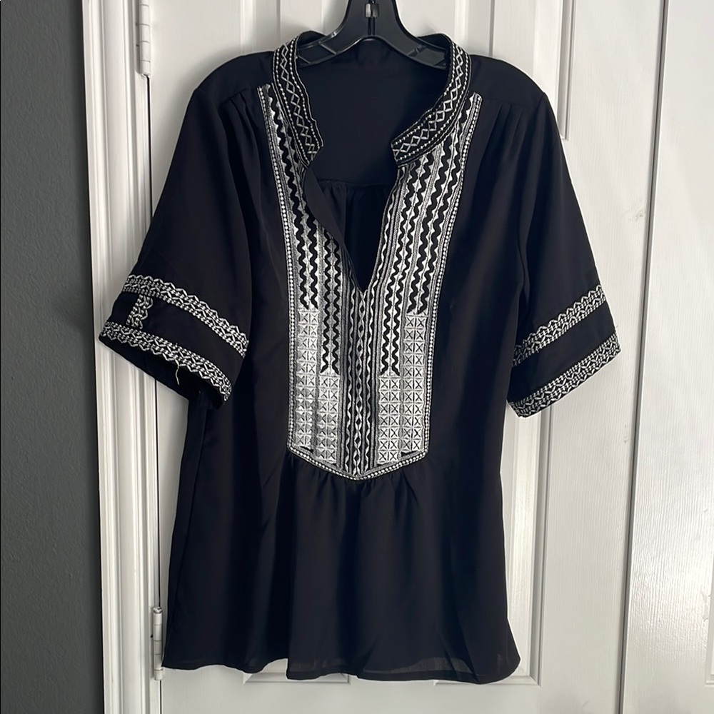 Black and White Embellished Boxy Short Sleeve Blouse